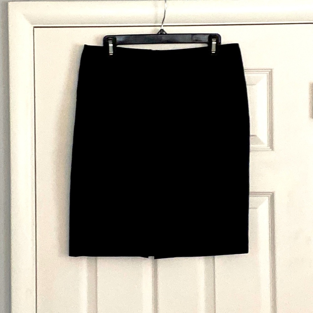 Black Pencil Style Skirt Size 8 - excellent staple for work and holidays!